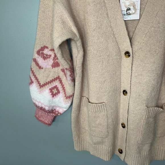 NWT LC Lauren Conrad Balloon Sleeve Floral Sleeve Chunky Knit Cardigan - Picture 5 of 11